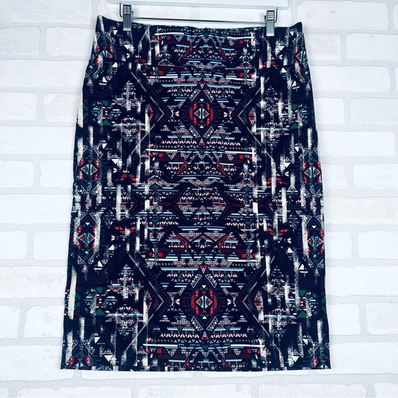 Monroe & Main Pencil Skirt Multicolor Tribal Women's Size Large Zip Back - Picture 1 of 11